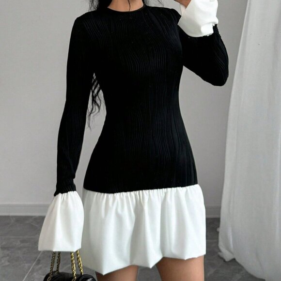 Black And White Elegant Women's Romantic Round Neck Contrast Color Dress - Picture 1 of 5